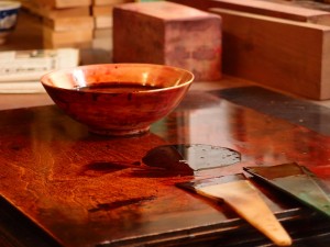 工場ギャラリー ： 漆 津軽塗 七々子塗