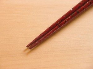 めじゃ 津軽塗 すべらない箸 唐塗 赤 貝蒔