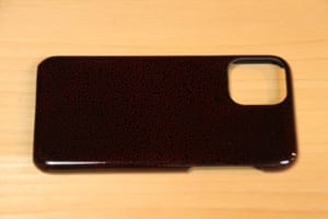 津軽塗 iPhoneケース [iPhone 11 Pro] 七々子塗 黒 （赤種）