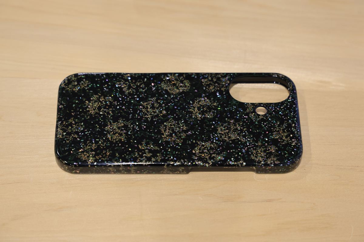 津軽塗 iPhoneケース [iPhone 17] 唐塗 貝蒔 黒