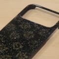 津軽塗 iPhoneケース [iPhone 17 Pro] 唐塗 貝蒔 黒