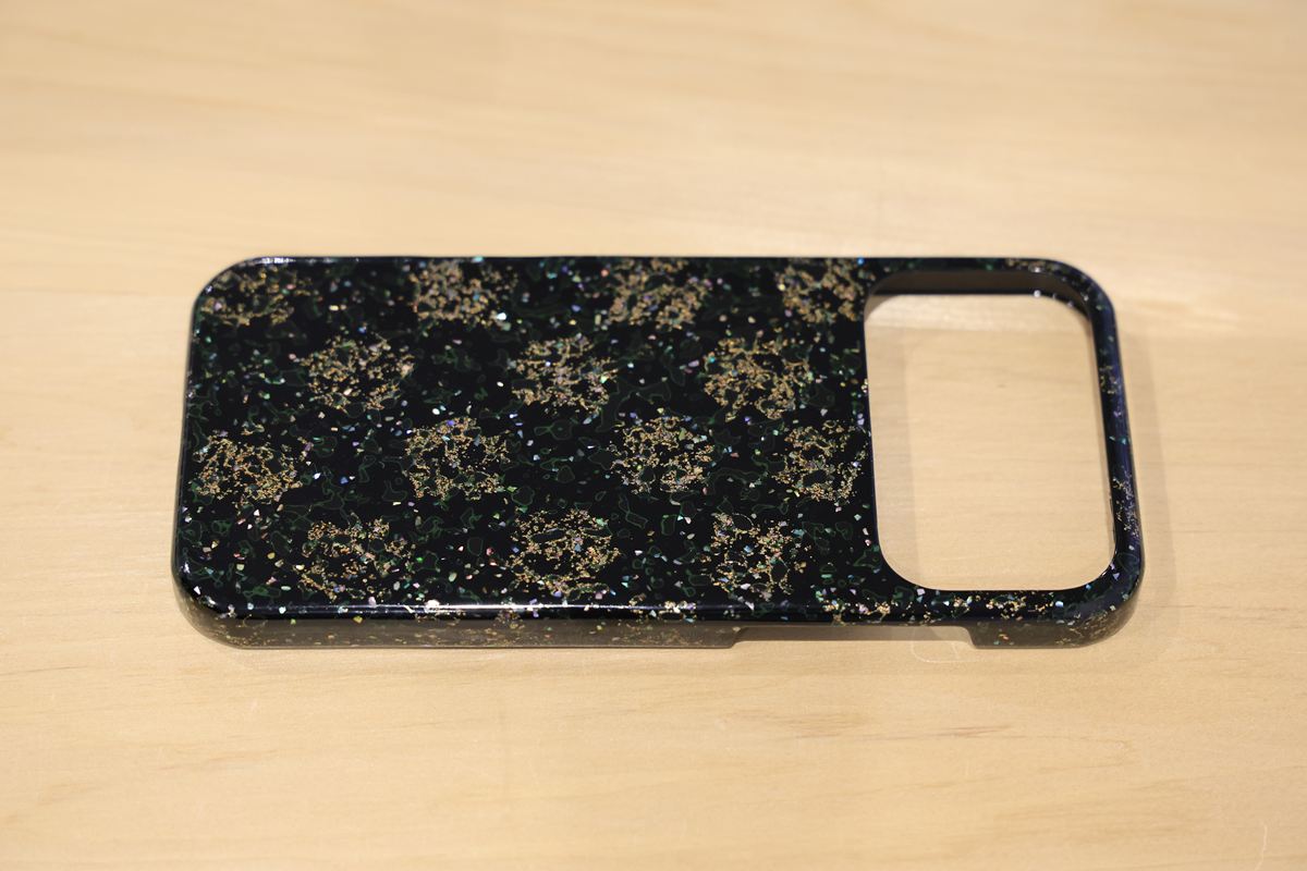 津軽塗 iPhoneケース [iPhone 17 ProMax] 唐塗 貝蒔 黒