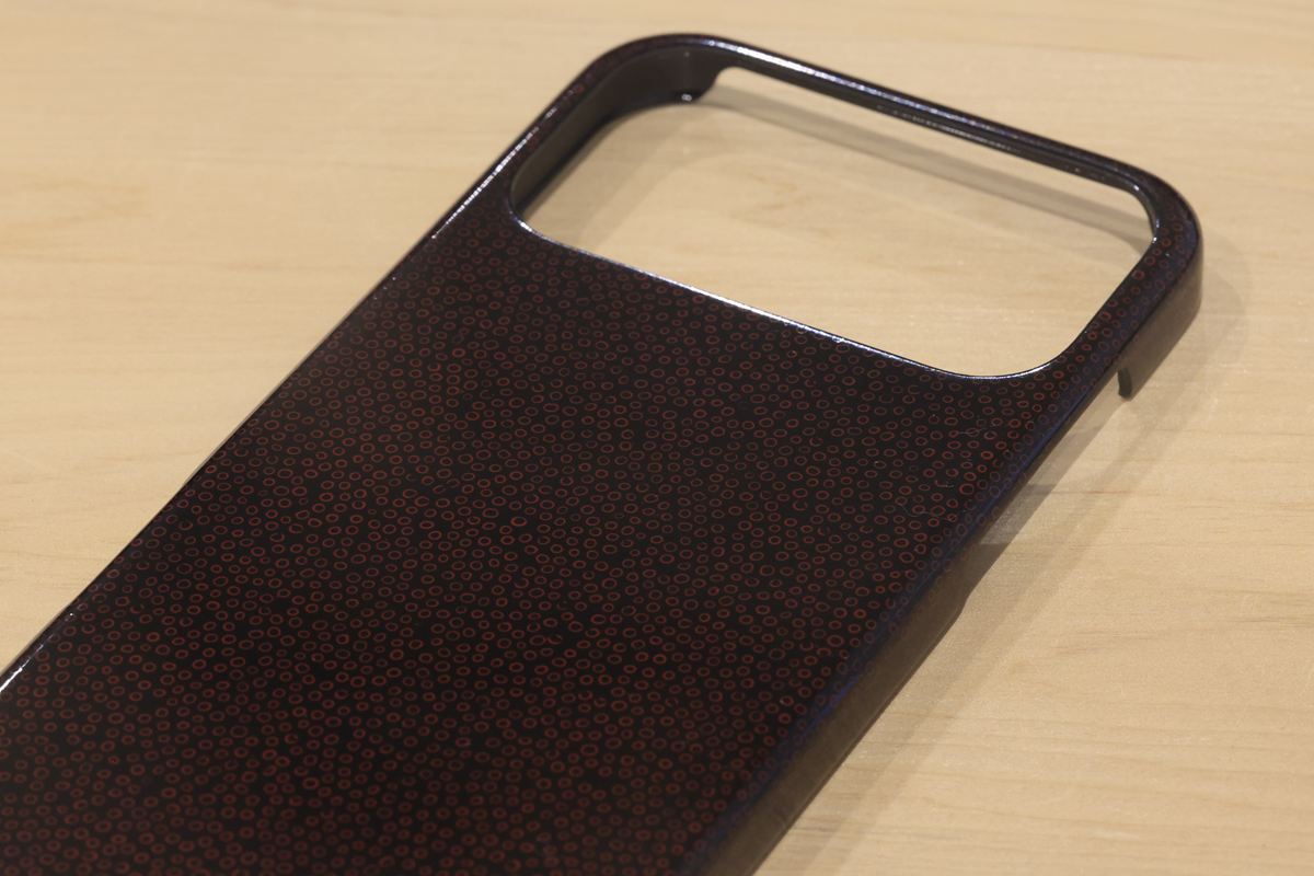 津軽塗 iPhoneケース [iPhone 17 ProMax] 七々子塗 黒[赤種]